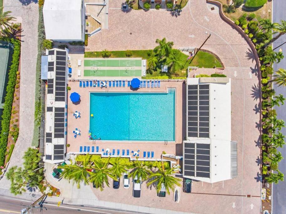 Siesta Key Haven - Beachside Pool Villa Exterior photo